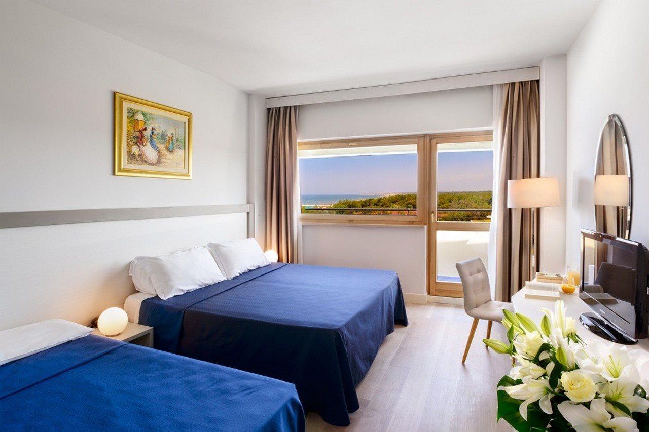Grand Hotel Continental Tirrenia Esterno foto