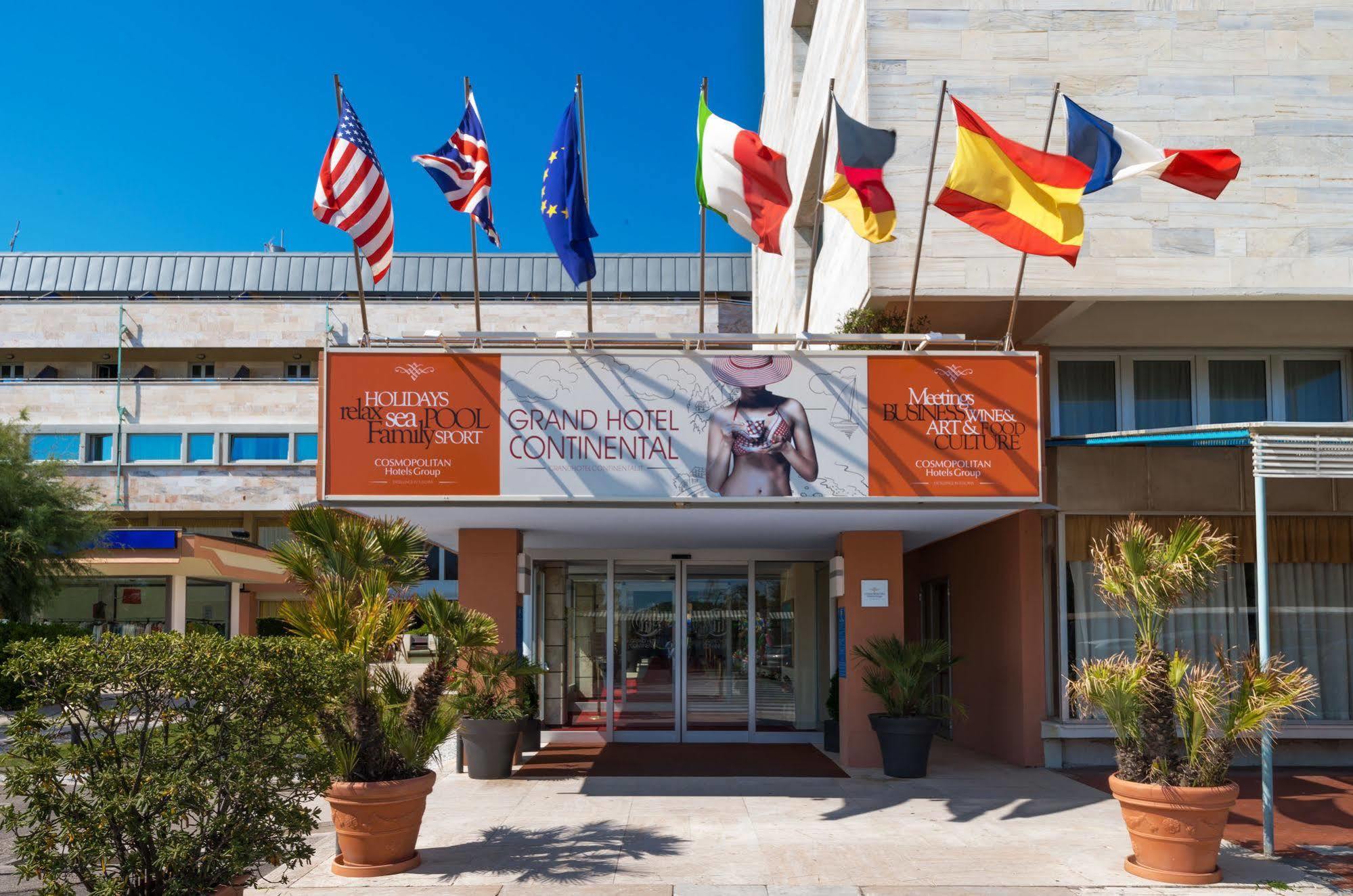 Grand Hotel Continental Tirrenia Esterno foto