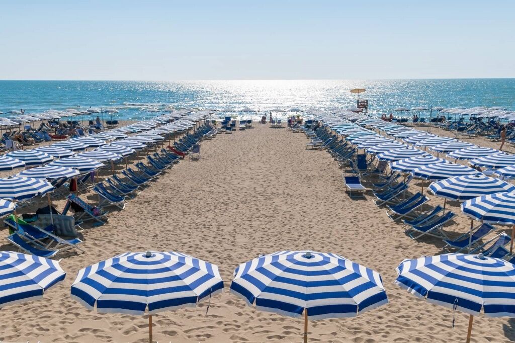 Grand Hotel Continental Tirrenia Esterno foto