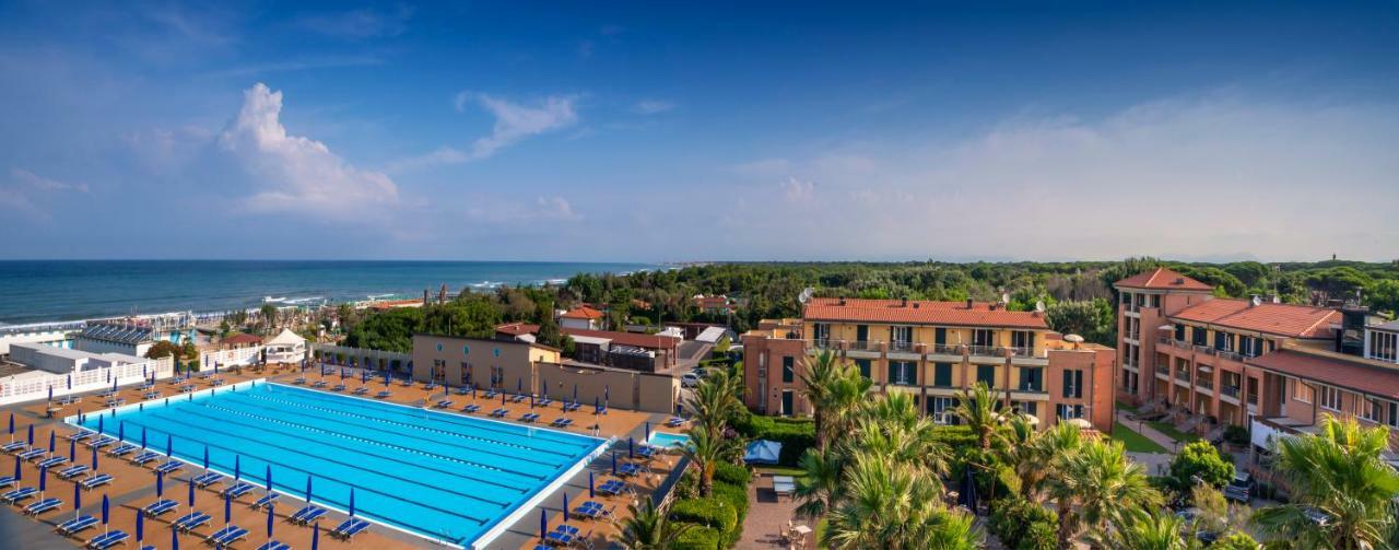 Grand Hotel Continental Tirrenia Esterno foto